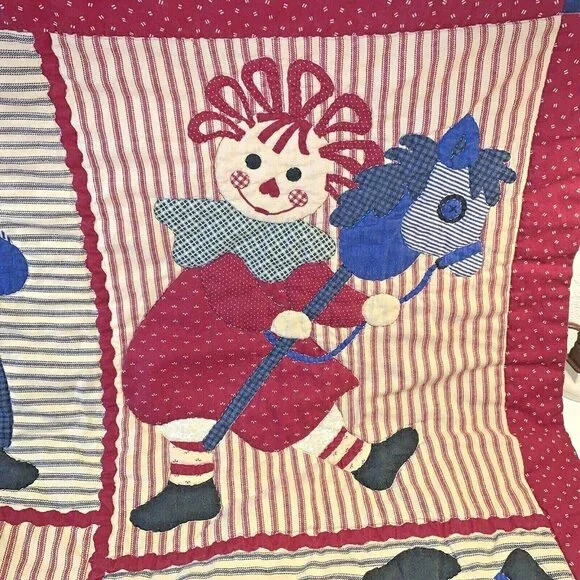 Vintage RAGGEDY ANN & ANDY Handmade Patchwork Baby Quilt Crib Blanket 30” x  30” - Picture 4 of 10